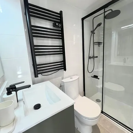 Old - 2 People Apartment